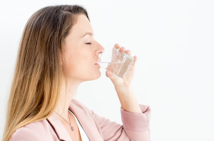 Manfaat Air Putih Bagi Kulit Wajah